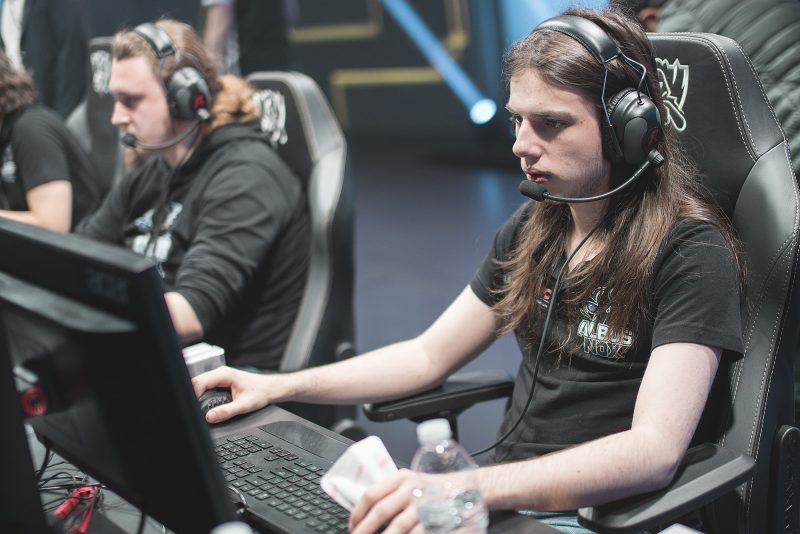 Likkrit, ex-jogador de League of Legends