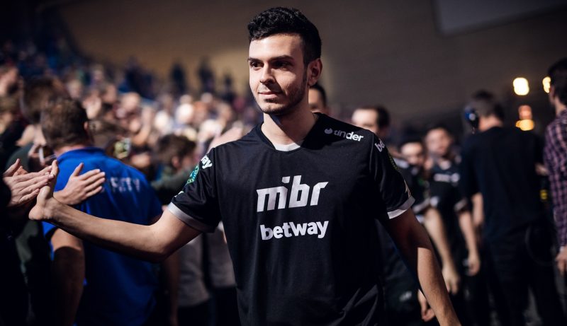 tarik quando era jogador do mibr