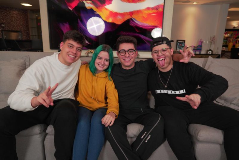 flake Power, Nicks, toniket e Manteiga