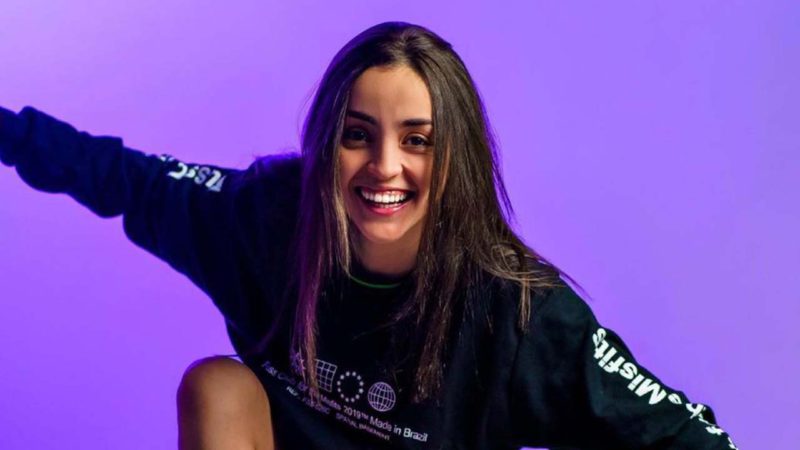 Imagem da Babi, influenciadora da LOUD