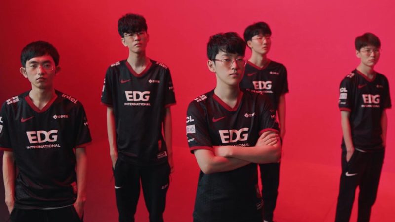 Line-up da EDG para o Worlds 2021