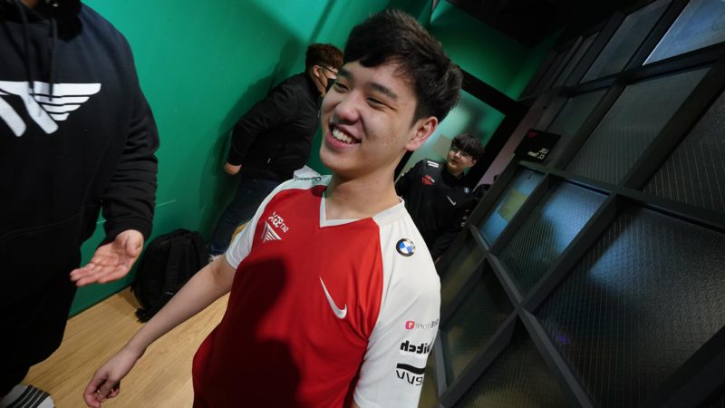 Foto do jogador Berserker, enquanto ainda jogava pela T1 Academy e é a nova contratação da Cloud9