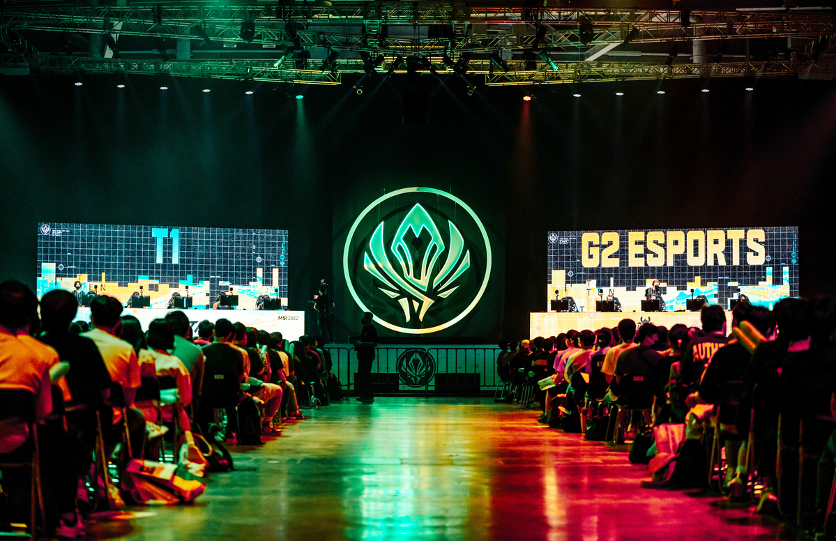 Imagem do palco entre T1 e G2 no MSI 2022