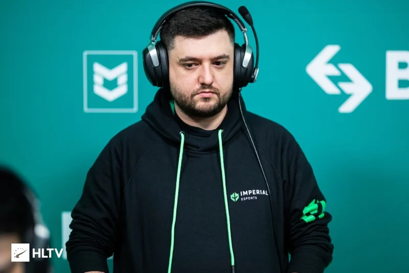 Foto de peackemaker quando ainda treinava a Imperial