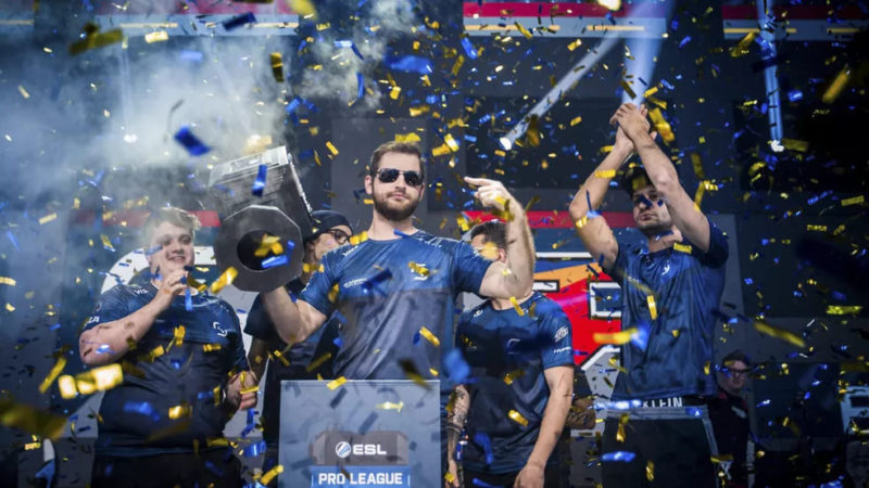fallen e sk comemoran título da esl pro league