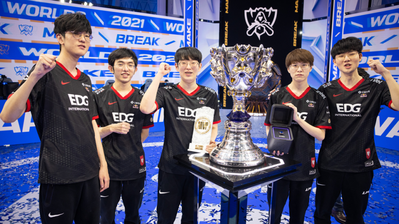 EDward Gaming campeã do Worlds 2021