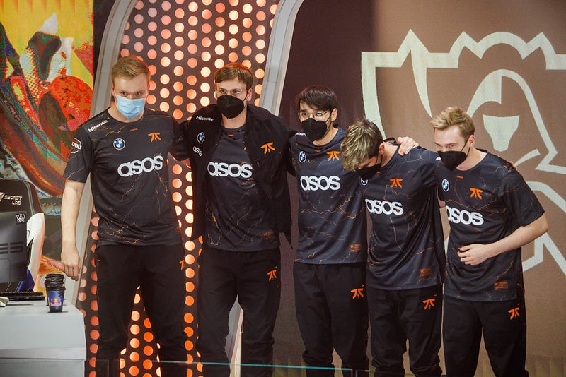 Elenco da Fnatic no Worlds 2022