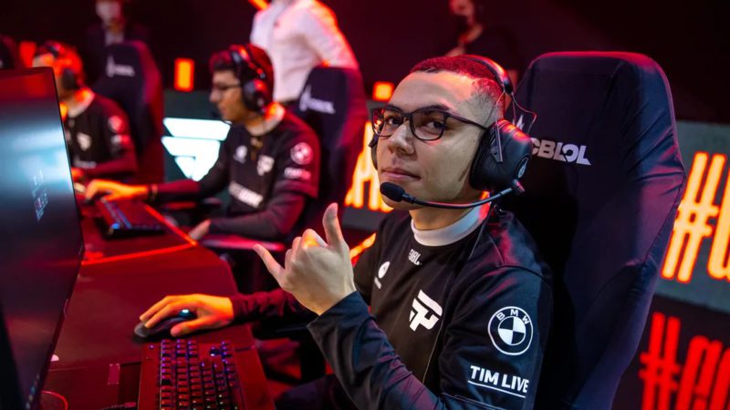 Damage, suporte da paiN