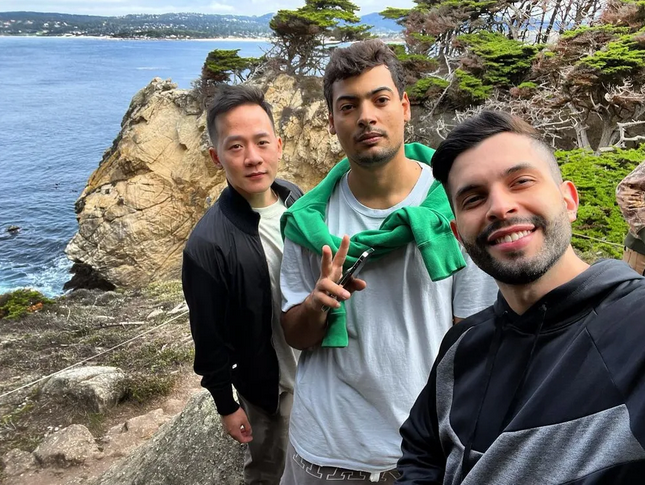 LOUD PlayHard, Jean e Matthew