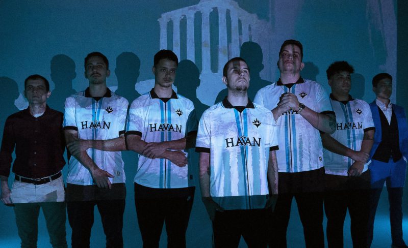 Imagem da line-up da Liberty para o CBLOL 2023 