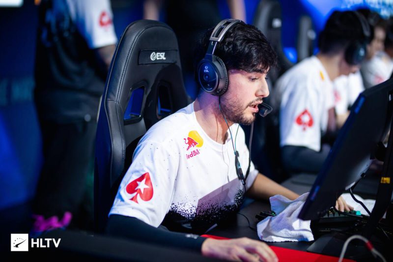 saffee durante jogo contra a heroic na iem rio 2023