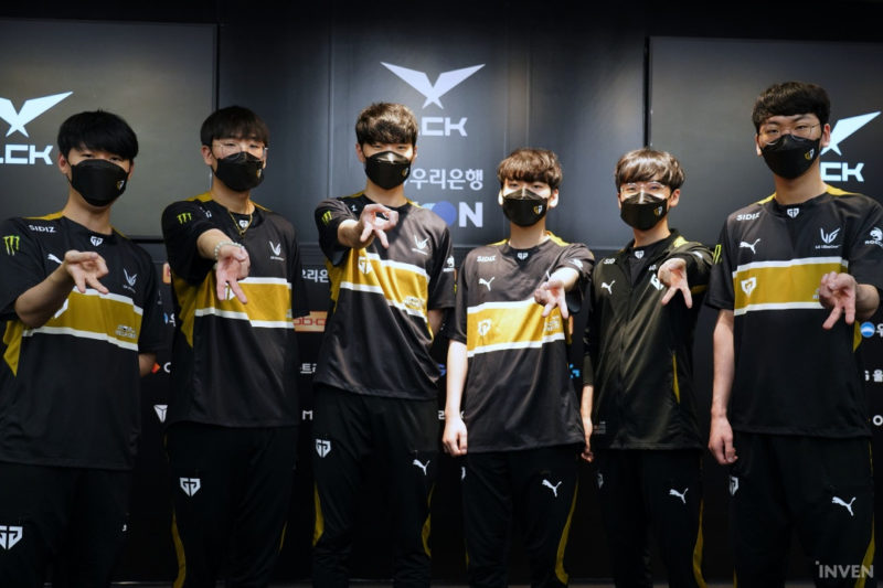 Imagem do time da GEn.G na LCK 2023
