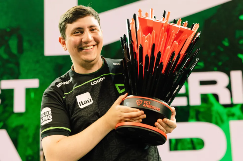 Foto de Saddhak, jogador da LOUD