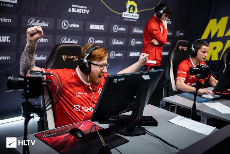 equipe da into the breach comemora classificação ao major de cs:go