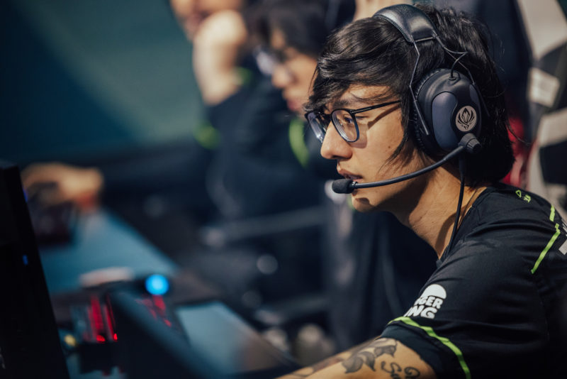 Imagem do jogaodr Tinowns, da LOUD, no MSI 2023