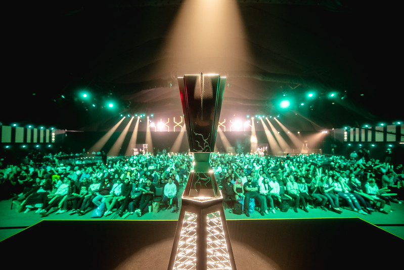 Torcida e troféu do VCT Ascension Americas