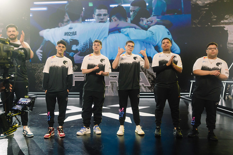 Imagem dos jogadores da FURIA no LCQ