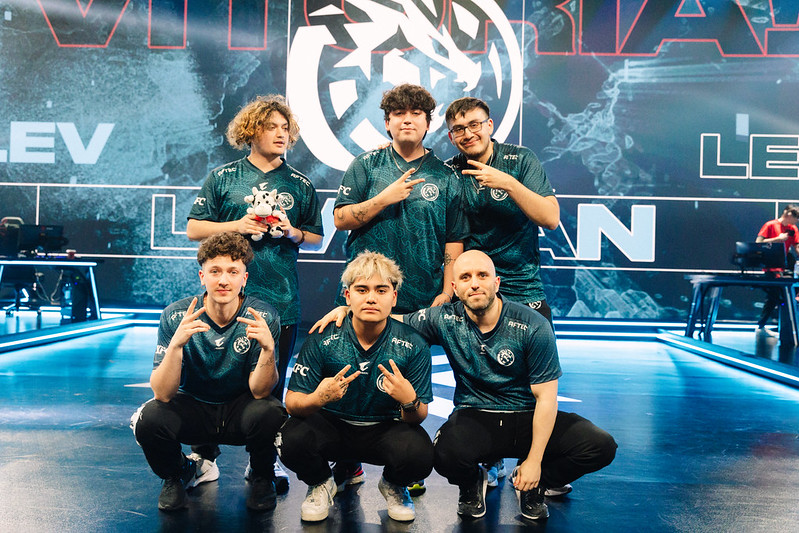 Imagem dos jogadores da Leviatán no LCQ