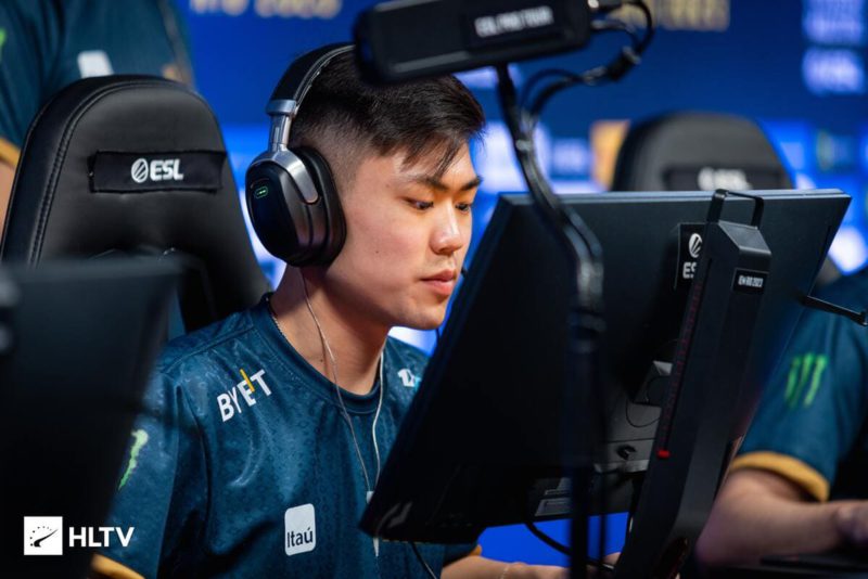 insani em partida com o mibr