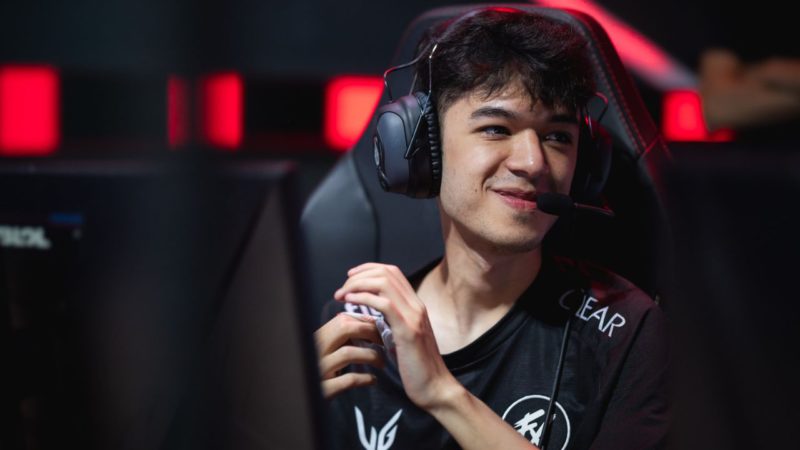 Na foto, Fuuu do Fluxo, um dos futuros da mid-lane