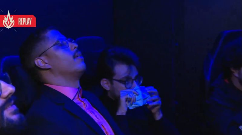 INTZ Aoshi em mais um momento de desabafo