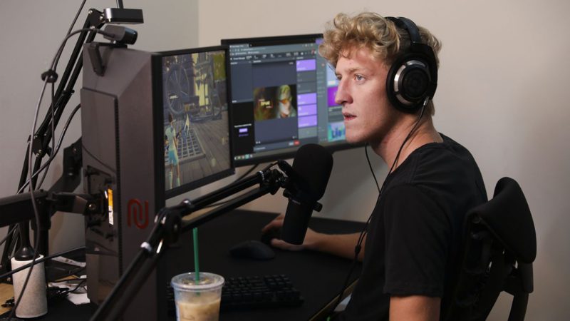 Na foto, o streamer Tfue
