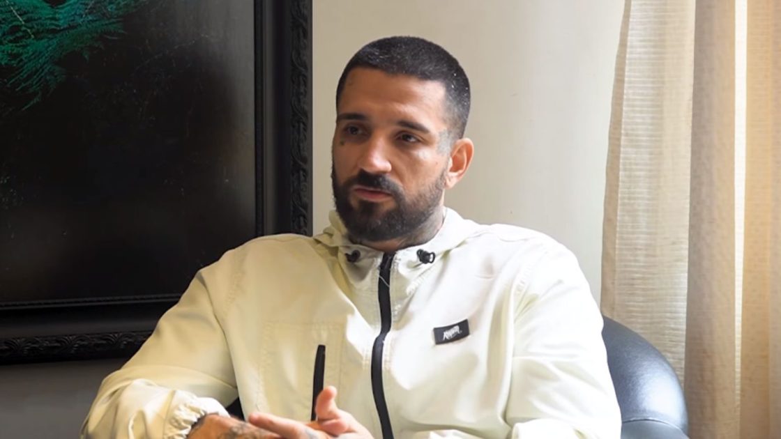 Na foto, o ADC brTT da LOS em entrevista exclusiva ao Mais Esports