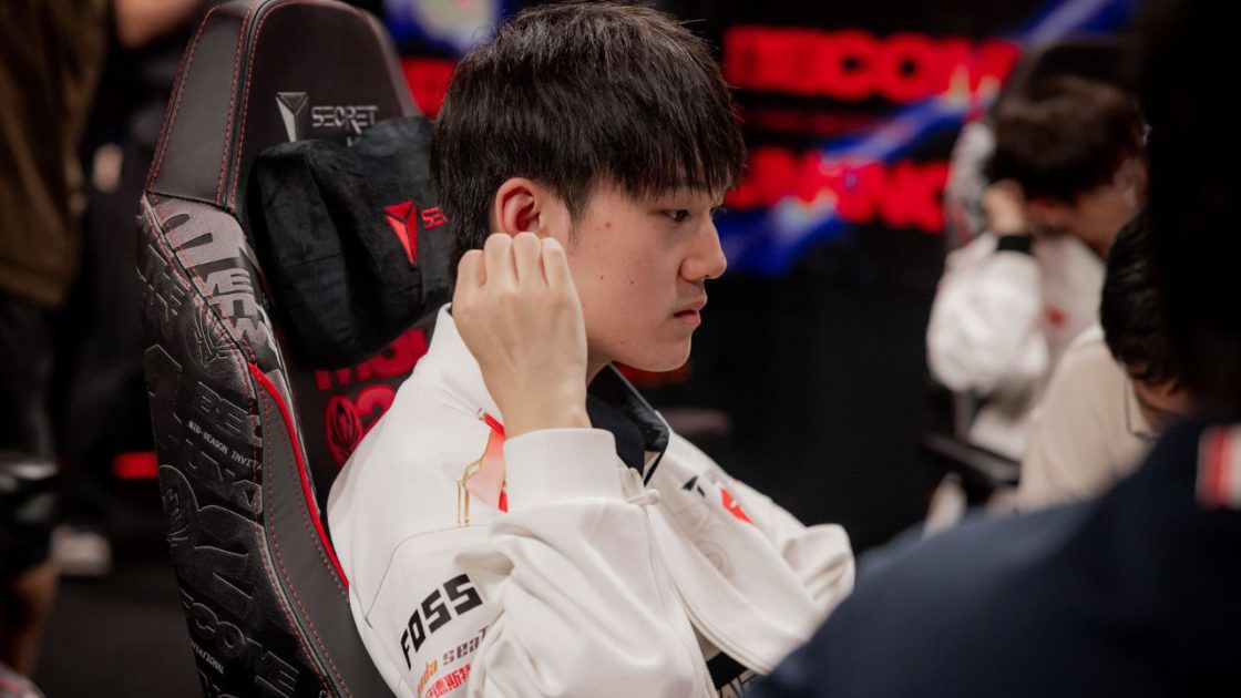 Na foto, o ADC da TES, Jackeylove