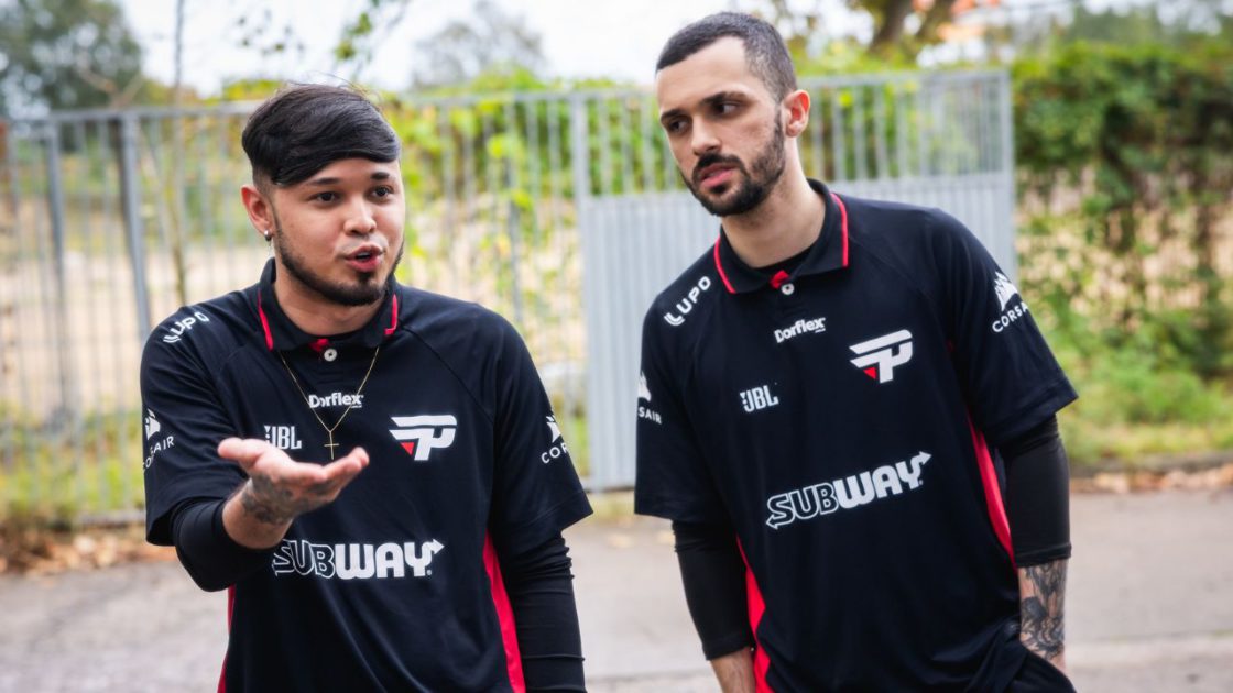 Imagem do dyNquedo e do TitaN da paiN Gaming no Worlds 2024