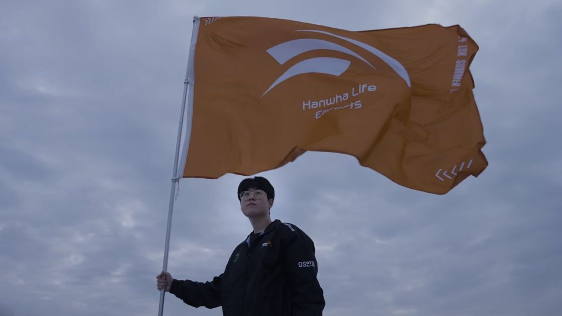 Imagem do anuncio da contratação de Zeus com a Hanwha Life