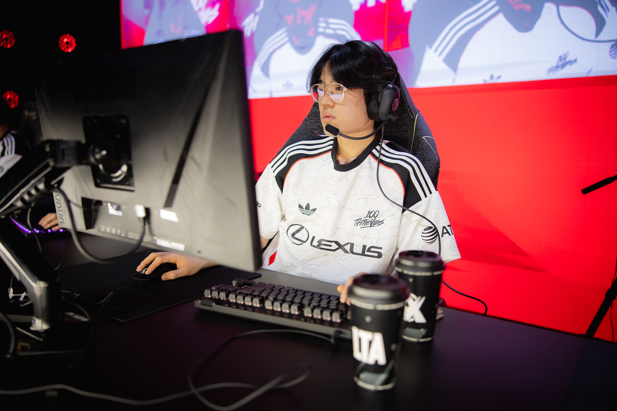 Foto do Quid jogando no palco da LTA 2025.