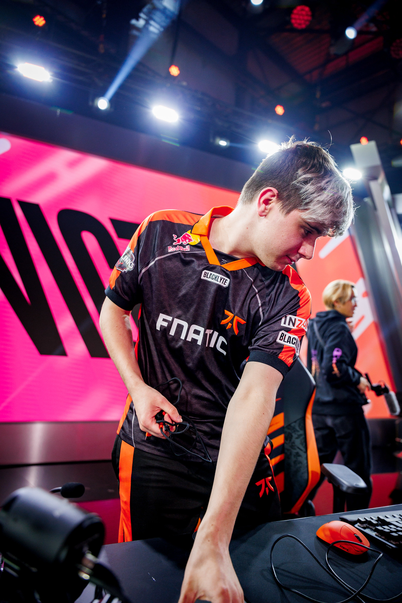 Razork olhando para o computador na LEC 2025