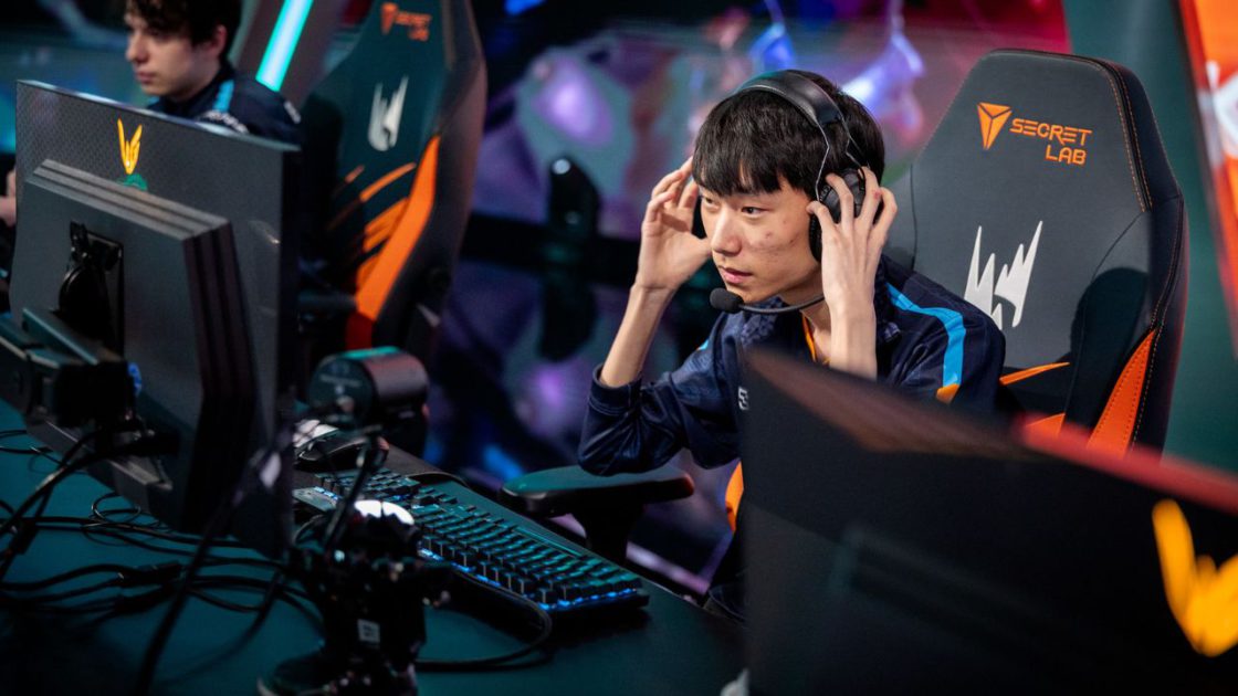 Na foto, Malrang, jungler da Rogue na LEC 2025 1º split