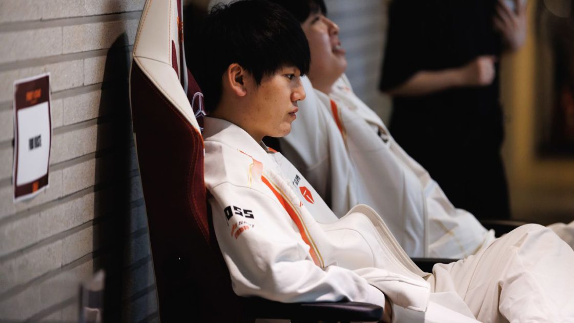 Na foto, Jackeylove, ADC da TES