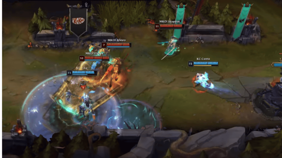 Imagem da jogada de Yike pela Karmine Corp.