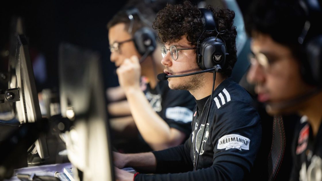 Na foto, o Tutsz, mid-laner da FURIA no CBLOL 2024