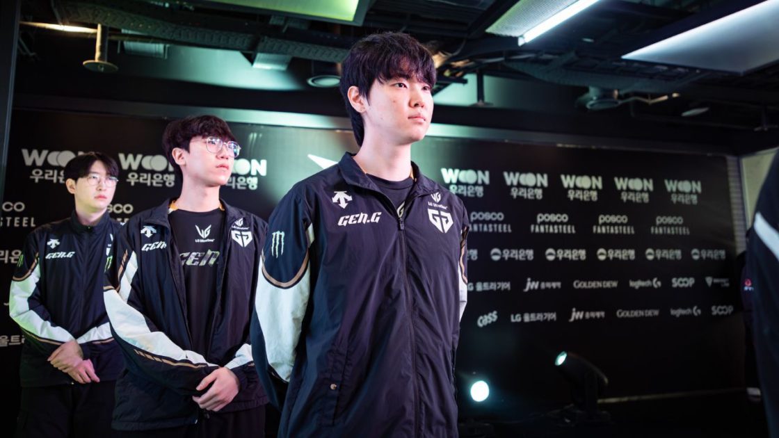 Na foto, Chovy com o elenco da Gen.G na LCK 2025