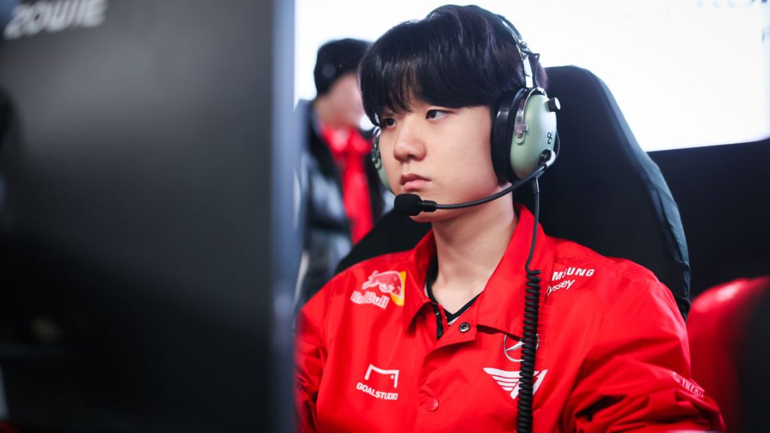 Na foto, o T1 Poby na LCK CL