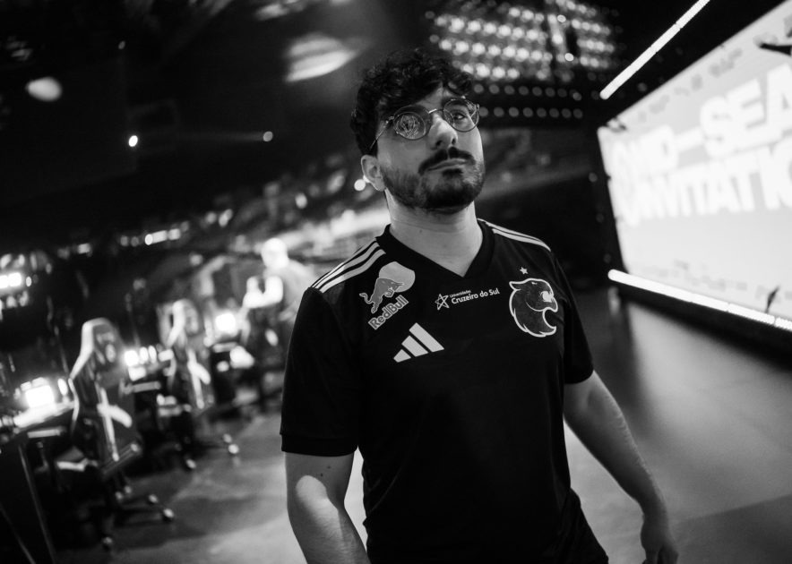 Foto de Guigo, jogador da FURIA, durante a grande final.