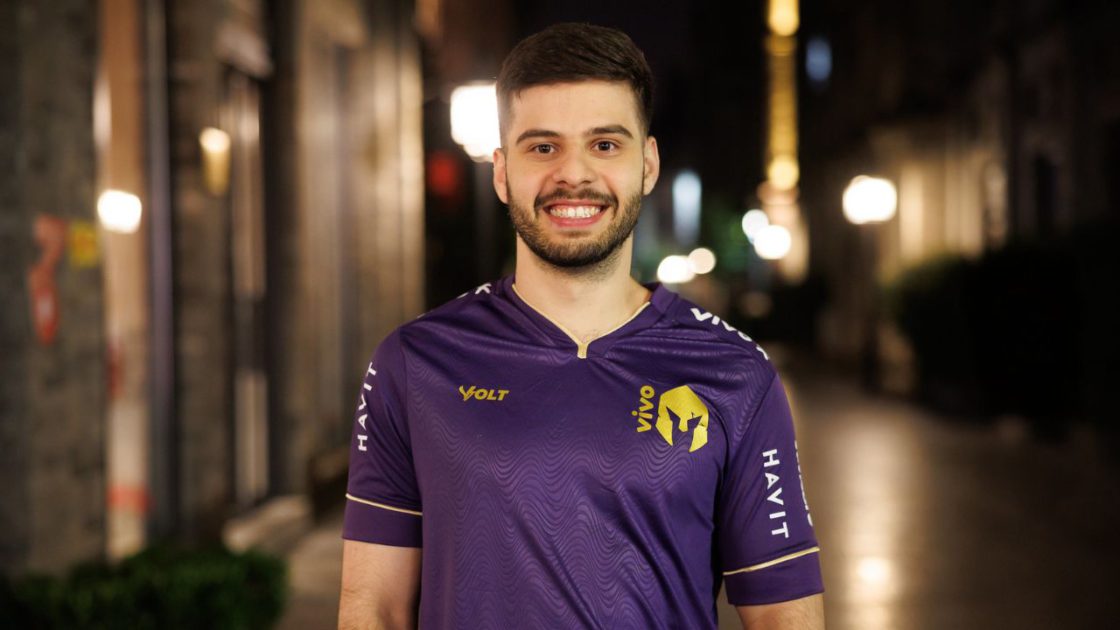 Na foto, Morttheus, ADC da Vivo Keyd Stars no Worlds 2025
