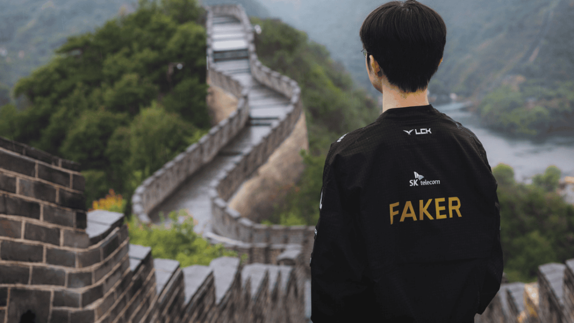 Foto de Faker para o Mundial na China, em 2025.