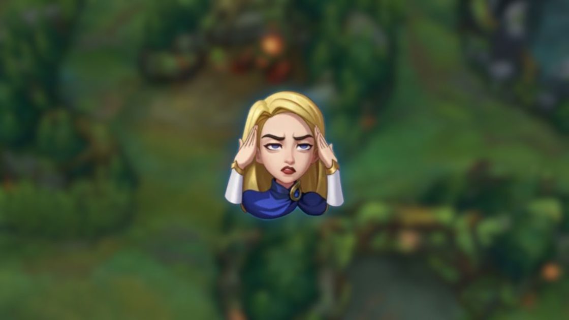Na foto, o emote da Tianna Stemmaguarda, tia do Garen e da Lux