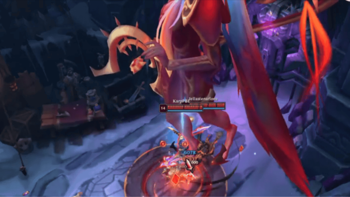 Imagem de um jogador gigante de Soraka no Aram: Desordem.
