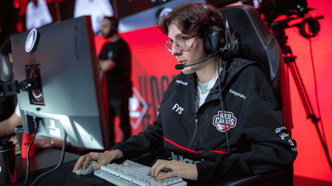 Foto de frosty, suporte da RED Canids.