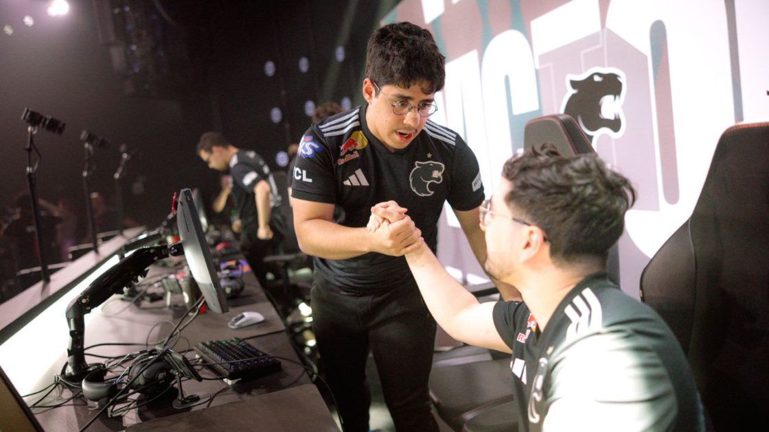 Na foto, Tatu, jungler da FURIA