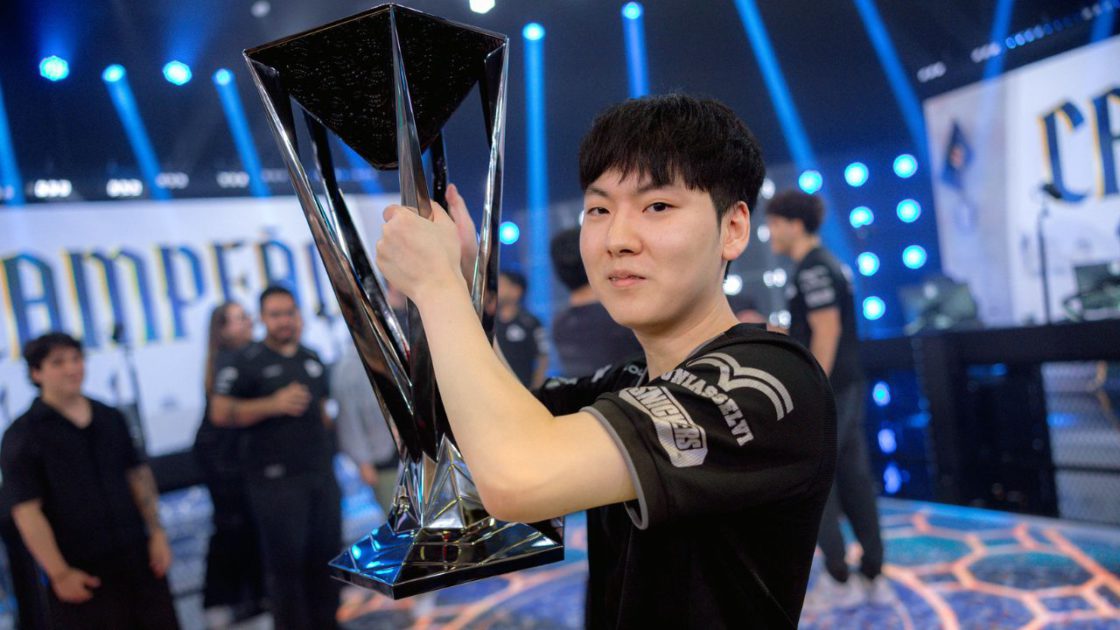 Na foto, LOUD YoungJae, campeão da Copa CBLOL 2026