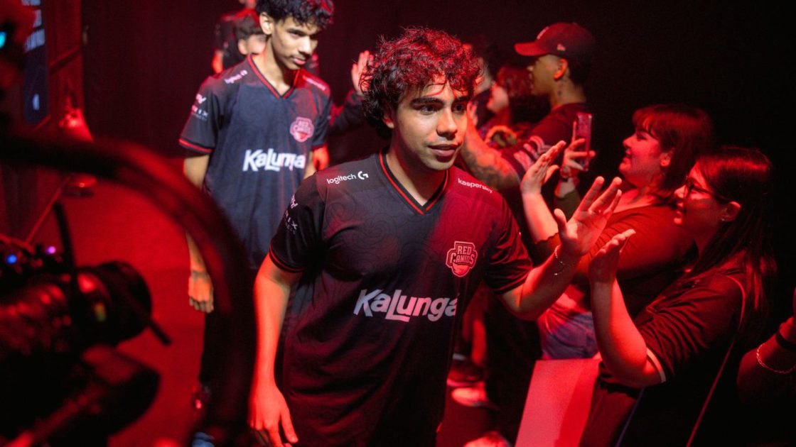 Na foto, Zynts e STEPZ, respectivamente Top-Laner e Jungler da RED Canids no CBLOL 2026 1º split