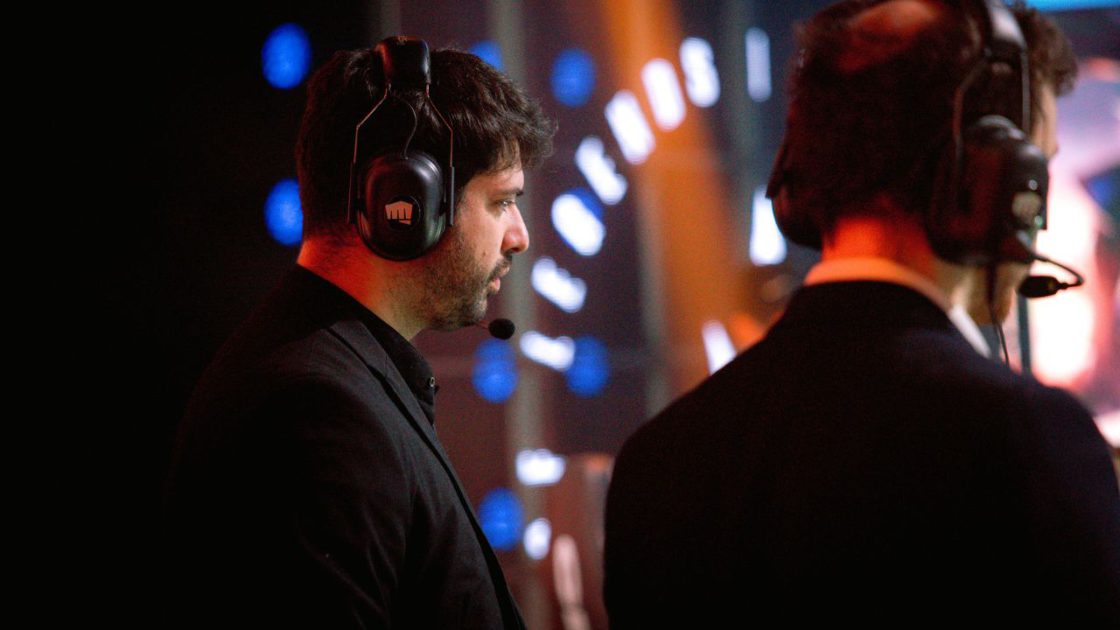 Na foto, Enatron, head-coach da LOS no CBLOL 2026 1º split