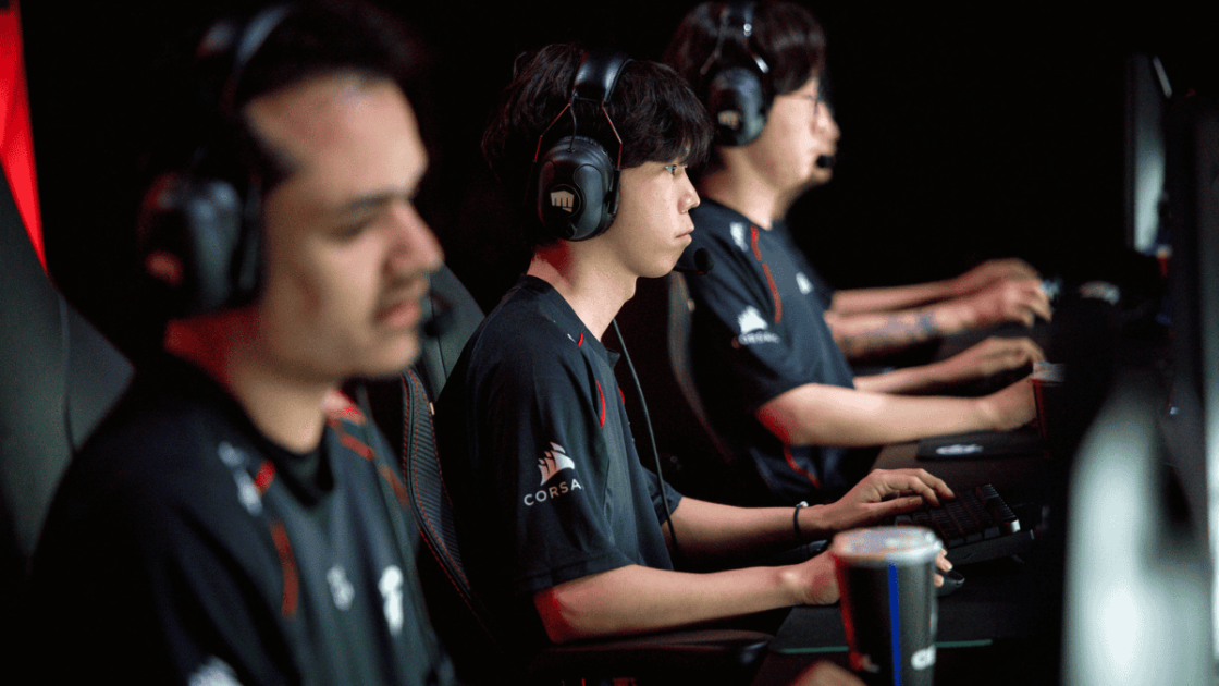 Foto de Cariok, Keine e Trigger, jogadores da paiN Gaming.