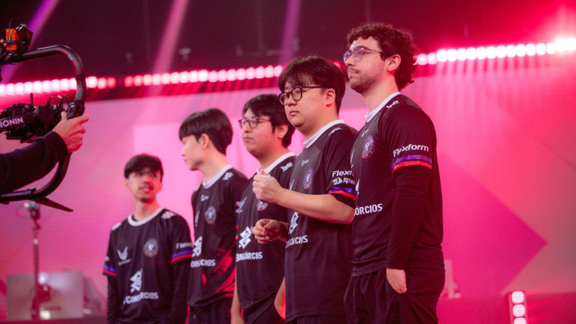 Foto do Fluxo W7m no CBLOL 2026.